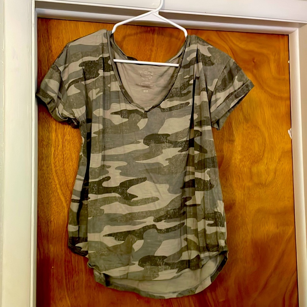 Lot of 6 Maurice’s Shirts